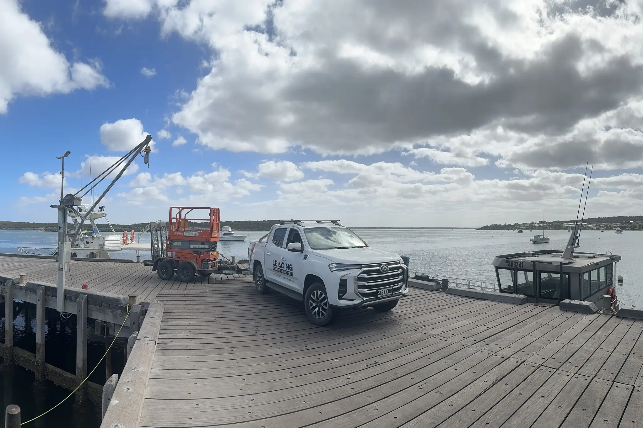 Jetty Cranes Service by Leading Cranes